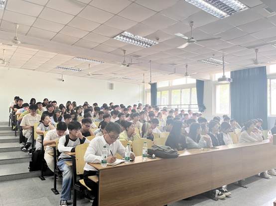 822C8D9A2C7CCCC931BA9F30688AD627